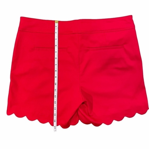 Isaac Mizrahi Red Scalloped Hem Tailored Flat Front Short with Pink Waistband 12 - Picture 4 of 8